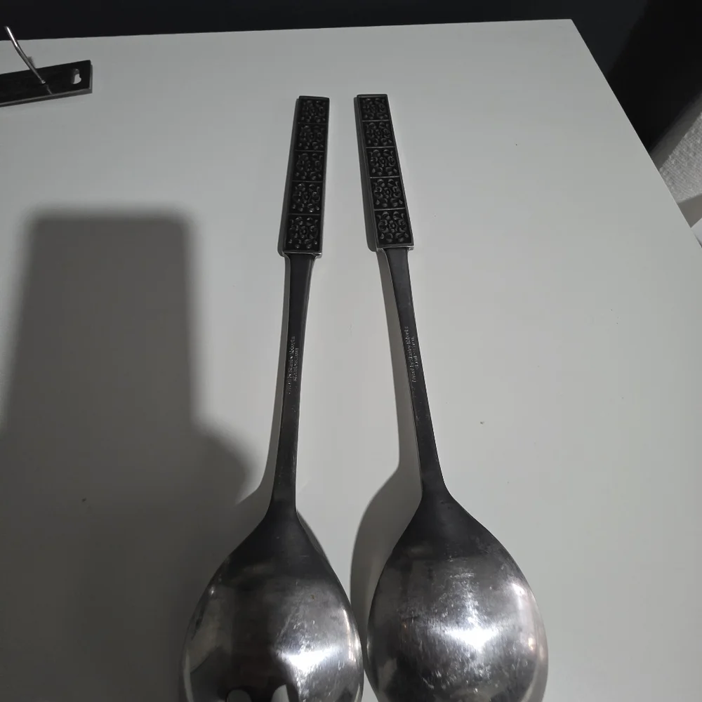 Stanley Roberts Burguntine/Velvet stainless steel salad serving set